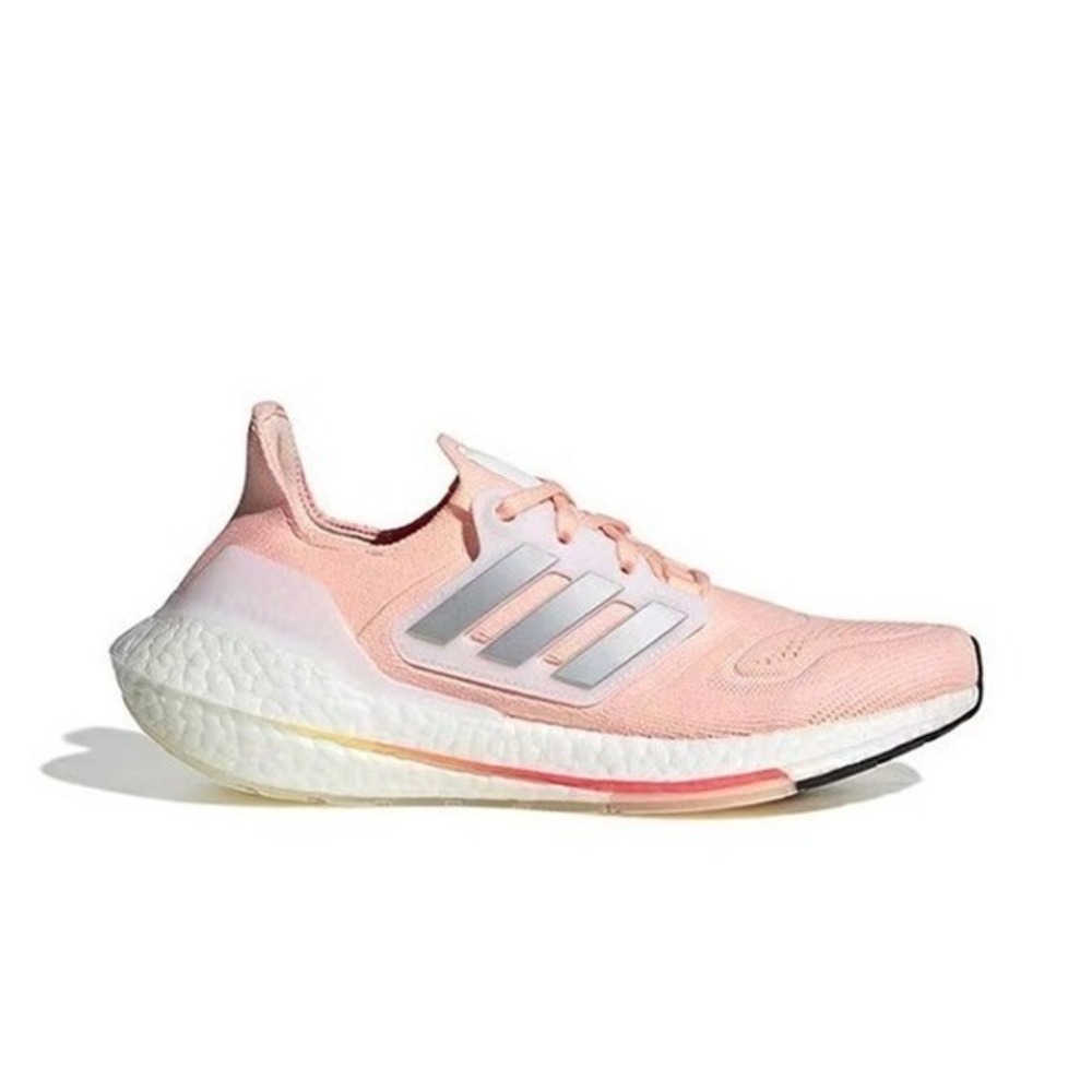 Size 7.5 - [NEW] Women's adidas UltraBoost 22 Running Shoe HR1030